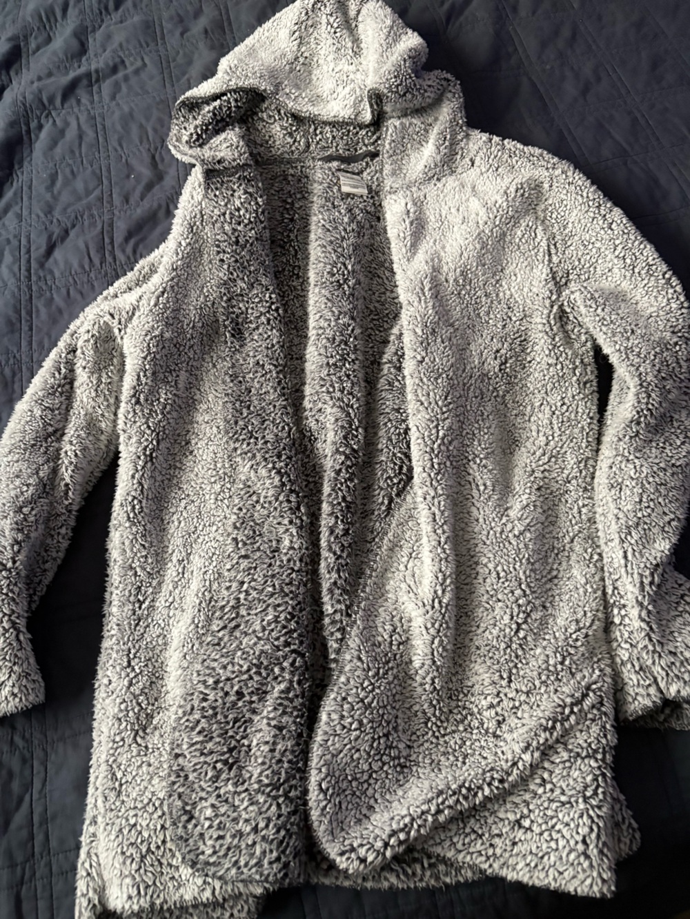PINK Victoria's Secret Plush Sherpa jacket - Gray
